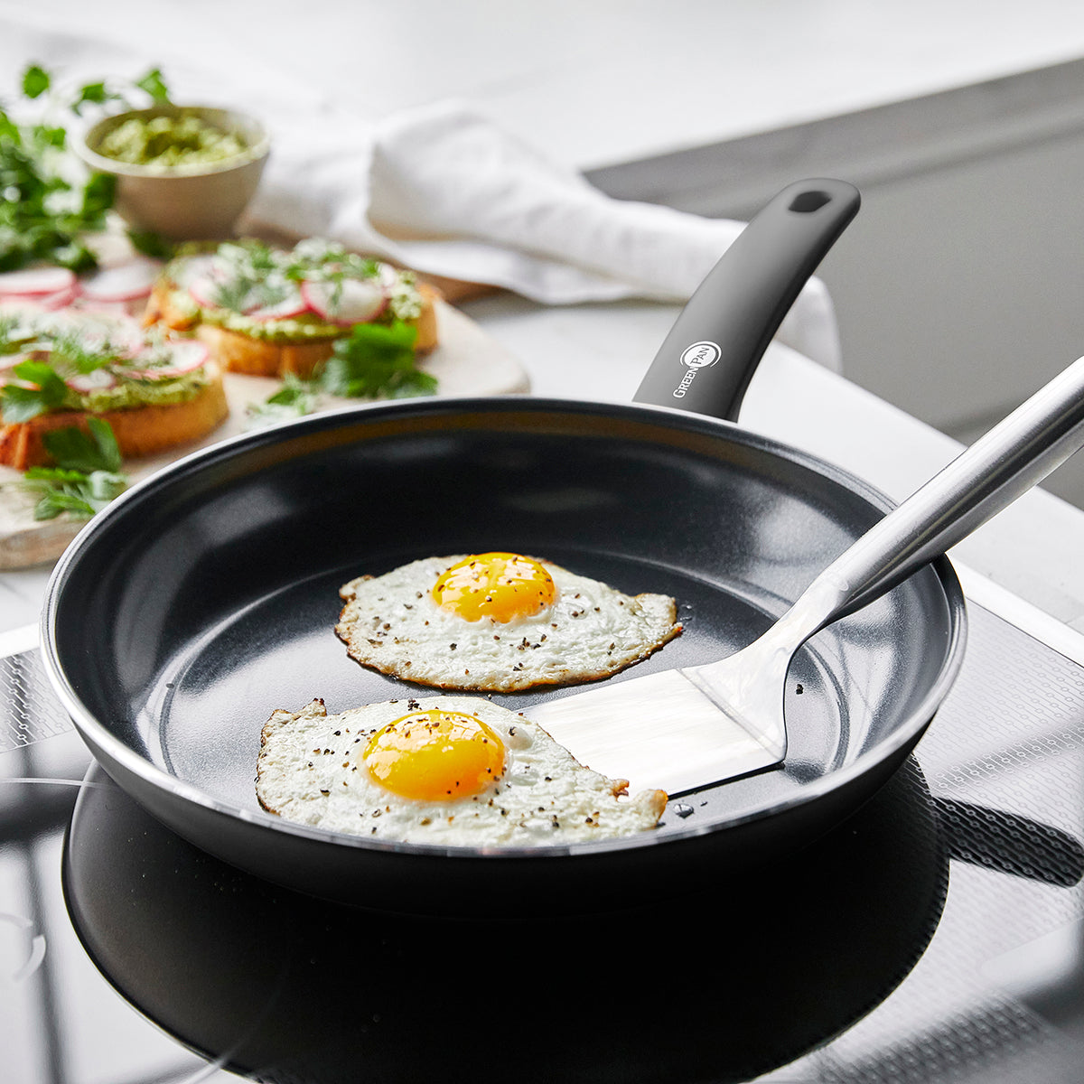 Cambridge 8pc Cookware Set