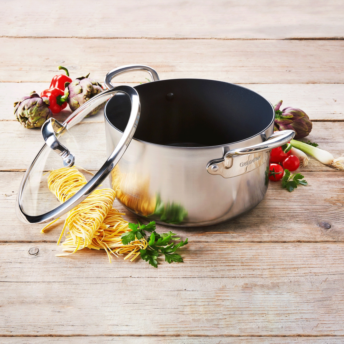 Barcelona Evershine Ceramic Non-Stick 1.9-Litre Stockpot with Lid