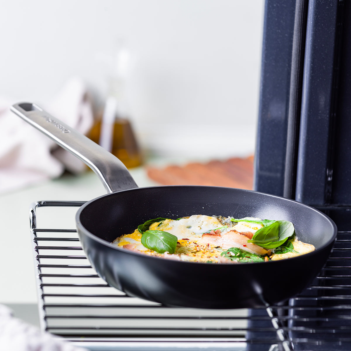 Evolution 20cm Frypan, Black