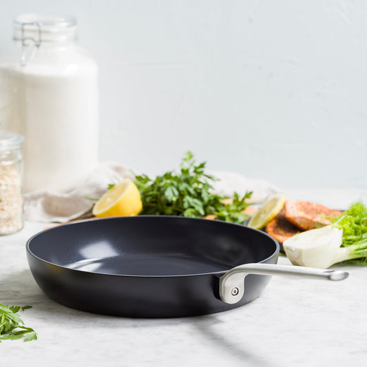 Evolution 28cm Frypan, Black