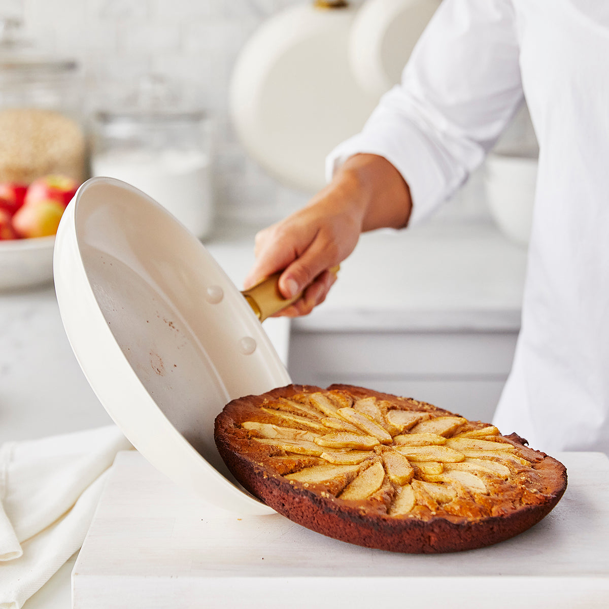 Reserve 10-Piece Cookware Set, Cream White
