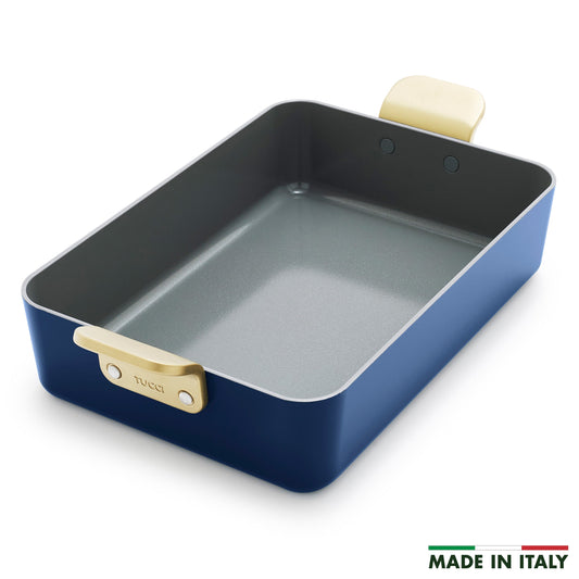 Marino Blue ceramic lasagna pan with gold handles and Made in Italy label.